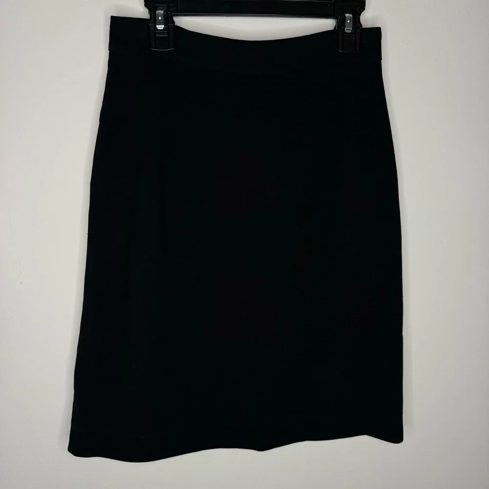 J20 Diane von Furstenberg Skirt‎ Black Gold Button